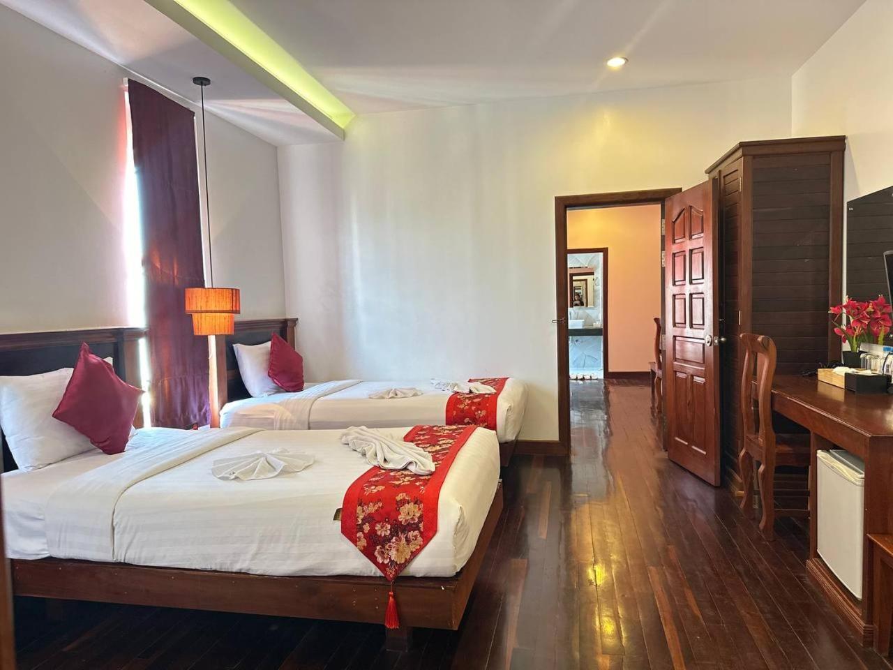 Holy Angkor Hotel Siem Reap Ngoại thất bức ảnh